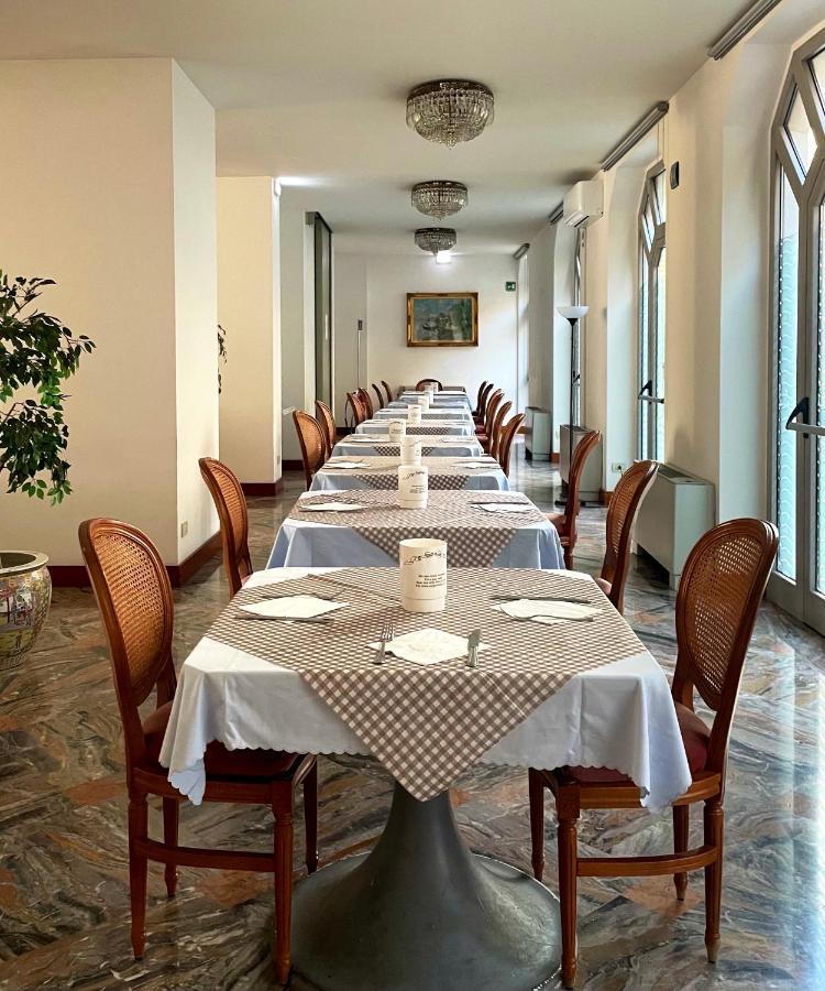 Miramonti Hotel Saint Vincent Luaran gambar